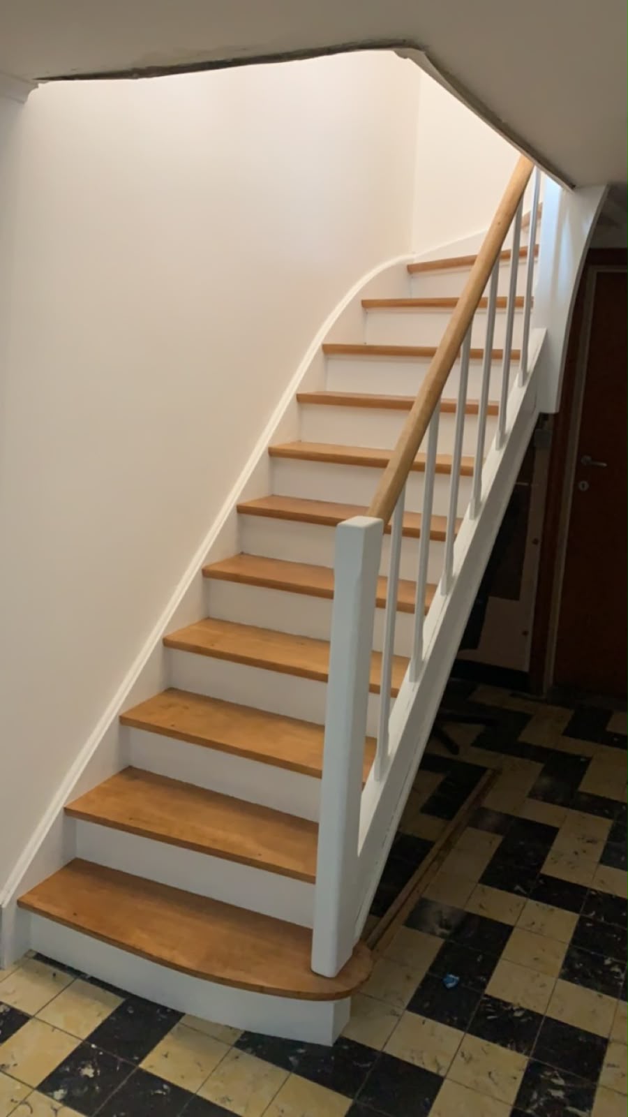 Escalier rénové par Novareno